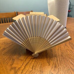 wooden Handheld Fan- 28 fans